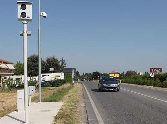 ss 9 località Selva a Imola